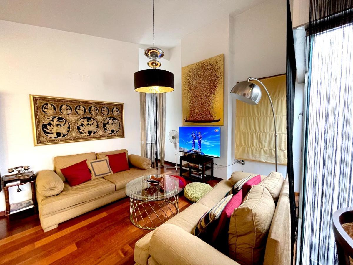 Atico En Plaza De La Constitucion 3 Bedrooms Malaga Luaran gambar